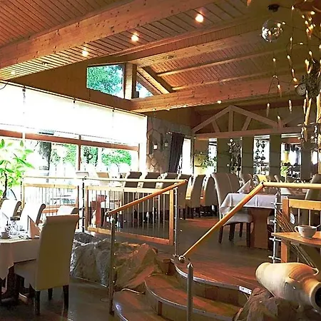 Hotel Papen Aenne 3*