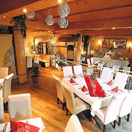 Papen Aenne Hotel